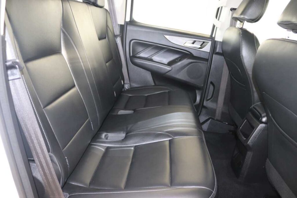 2023 GWM P-SERIES 2.0TD DLX 4X4 A/T D/C P/U