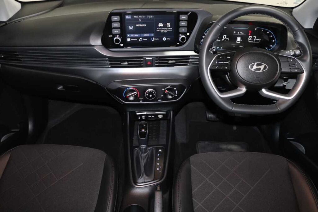 2025 HYUNDAI I20 1.4 EXECUTIVE A/T