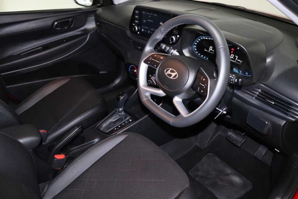 2025 HYUNDAI I20 1.4 EXECUTIVE A/T