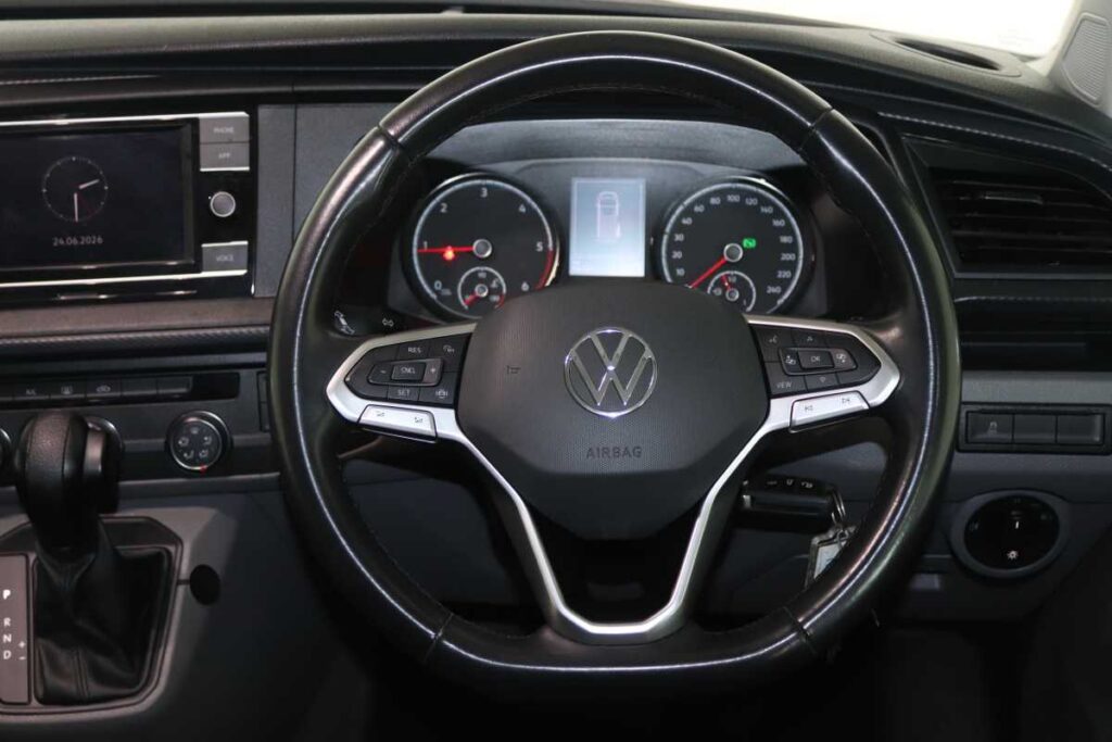 2024 VOLKSWAGEN T6.1 KOMBI 2.0TDi DSG 110KW TRENDLINE
