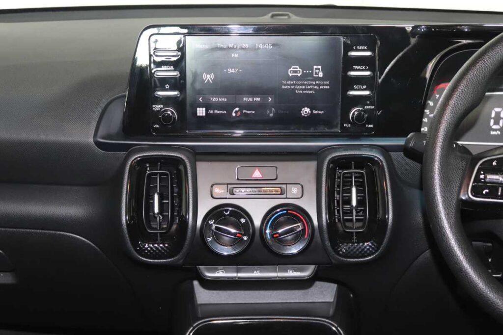 2024 KIA SONET 1.5 LX CVT