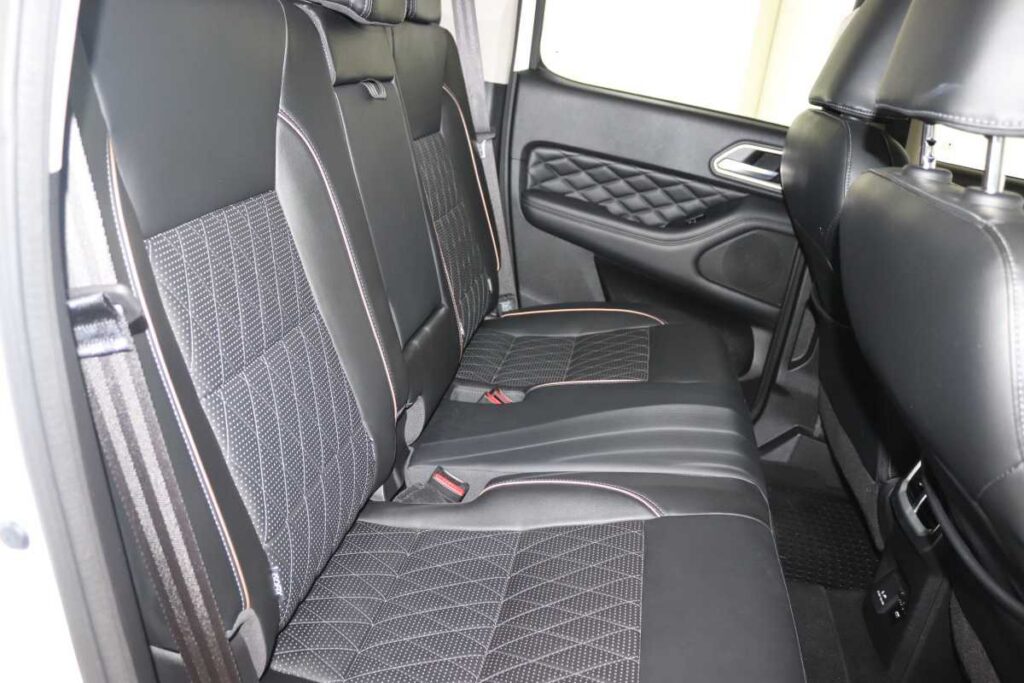 2024 GWM P-SERIES 2.0TD LT 4X4 A/T D/C P/U
