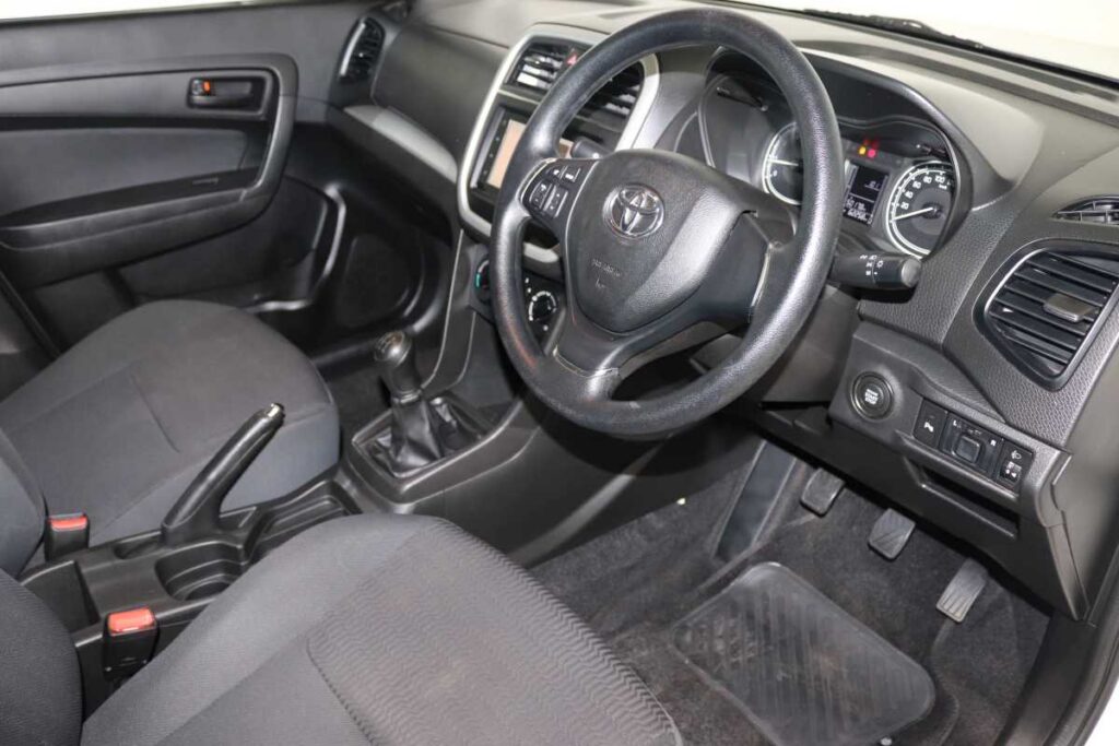 2022 TOYOTA URBAN CRUISER 1.5 Xi