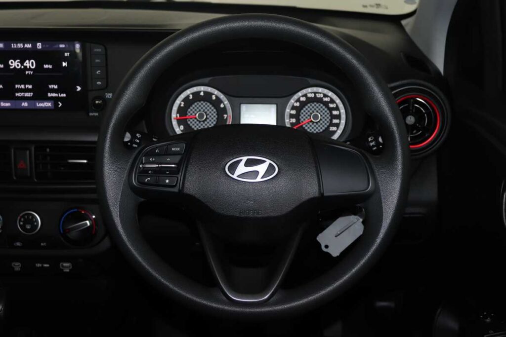 2025 HYUNDAI GRAND i10 1.0 MOTION/PREMIUM