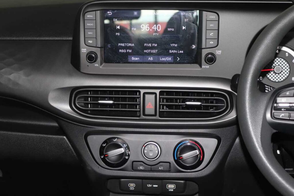 2025 HYUNDAI GRAND i10 1.0 MOTION/PREMIUM