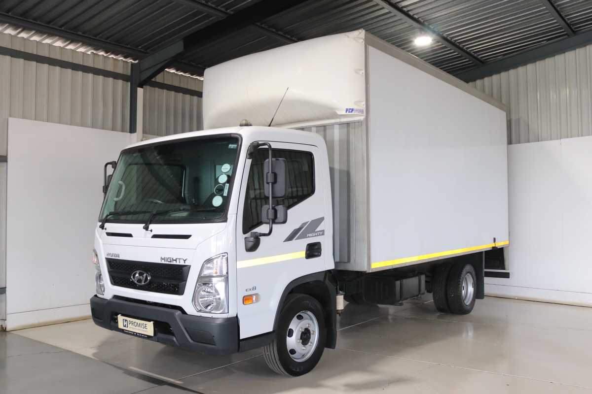 2022 HYUNDAI EX-8 A/C F/C D/S