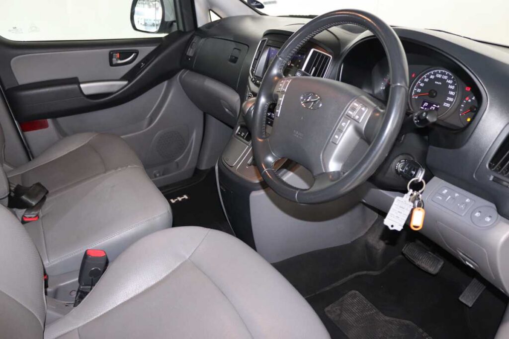 2021 HYUNDAI H-1 2.5 CRDI A/T/ 2.5 ELITE A/T