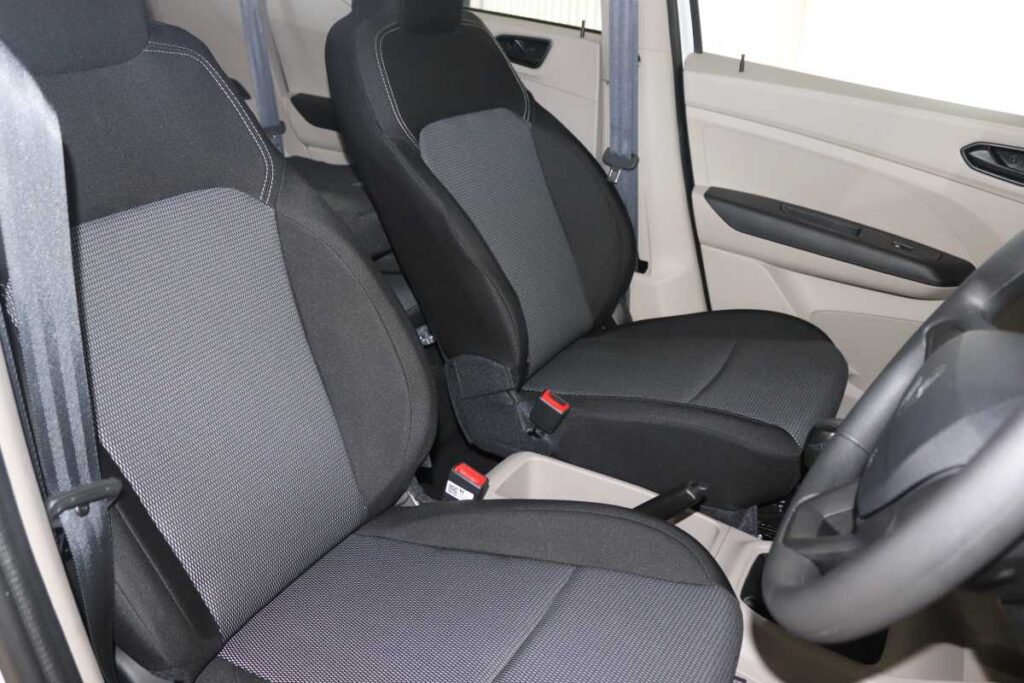 2026 RENAULT TRIBER 1.0 EVOLUTION