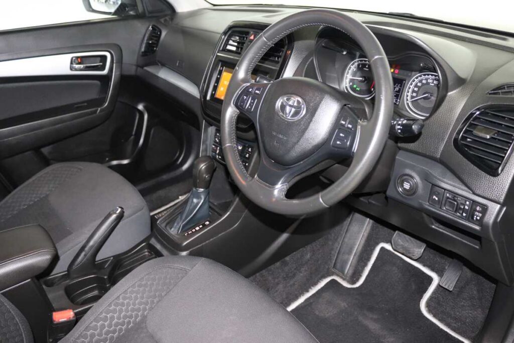 2021 TOYOTA URBAN CRUISER 1.5XR A/T