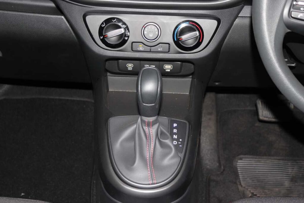 2026 HYUNDAI GRAND i10 1.2 MOTION/PREMIUM A/T