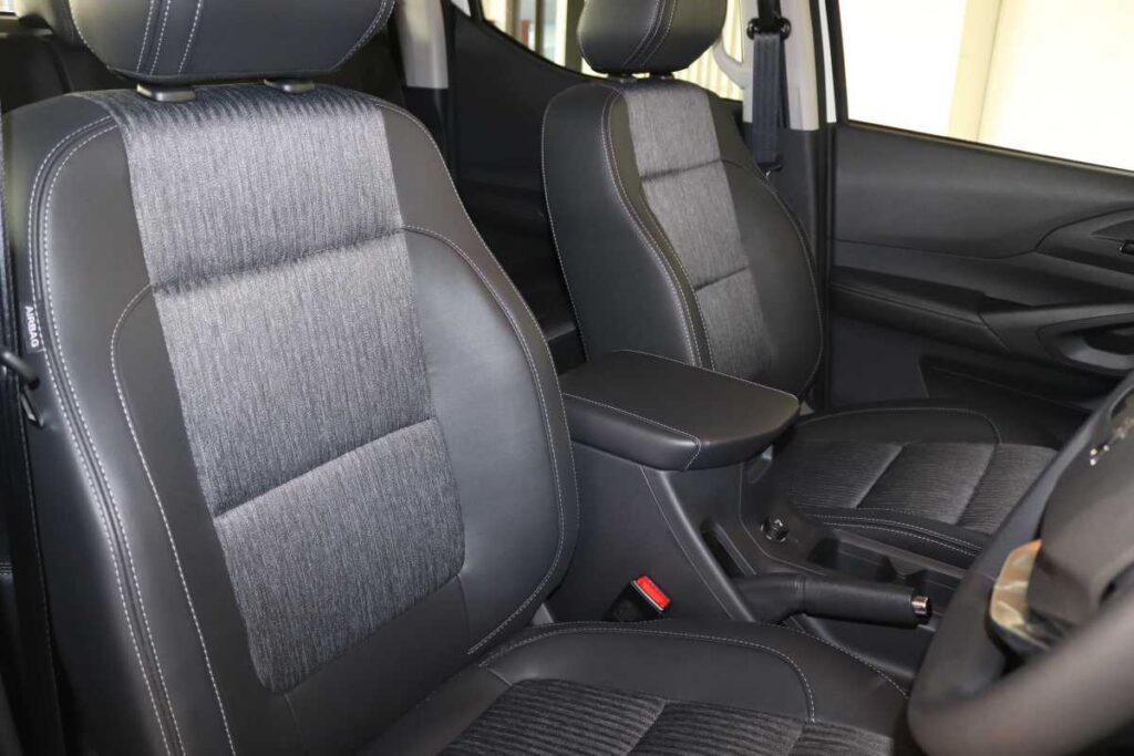 2026 PEUGEOT LANDTREK 1.9D ACTIVE P/U D/C 4X4