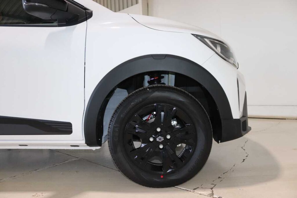 2026 RENAULT TRIBER 1.0 TECHNO