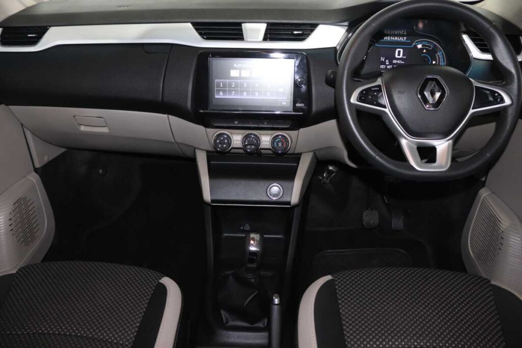 2021 RENAULT TRIBER 1.0 PRESTIGE / INTENS AMT