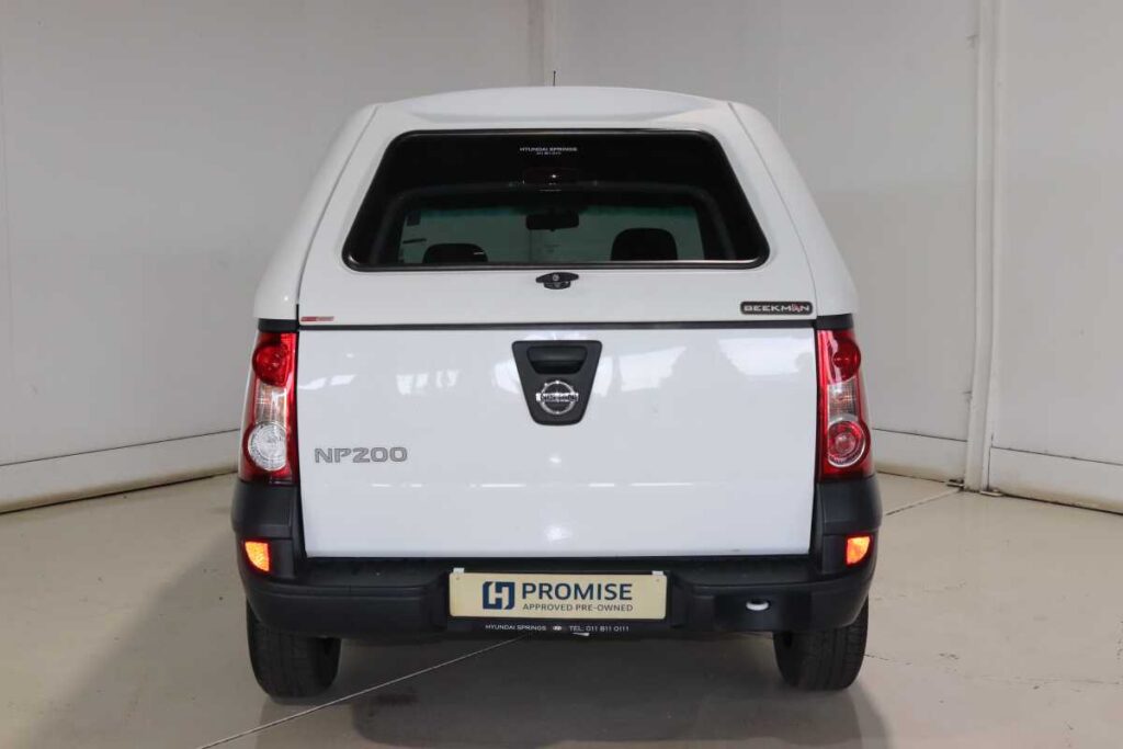 2023 NISSAN NP200 1.6  A/C SAFETY PACK P/U S/C