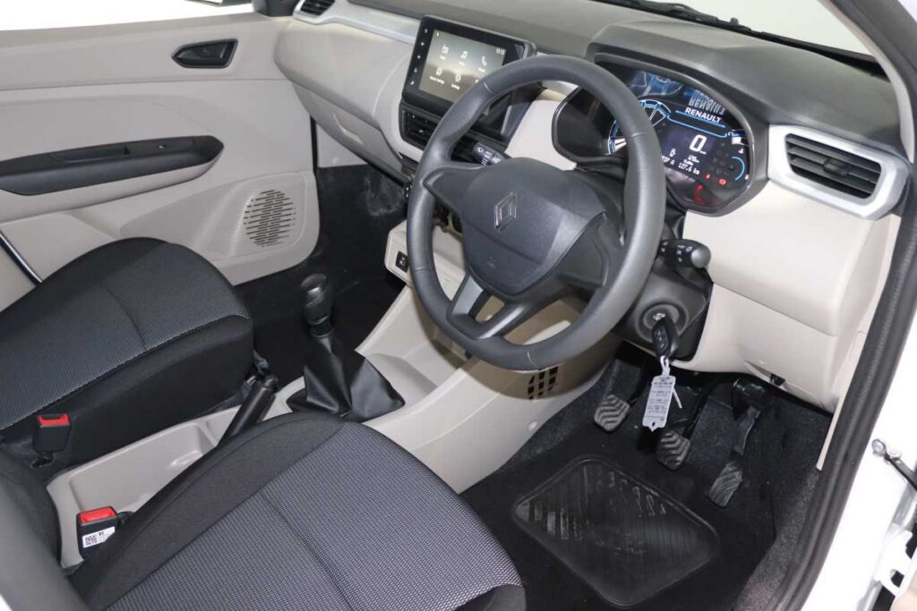 2026 RENAULT TRIBER 1.0 EVOLUTION