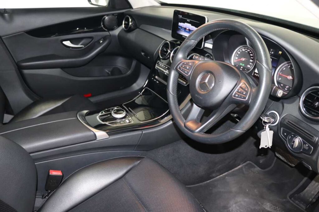 2017 MERCEDES-BENZ C200 A/T