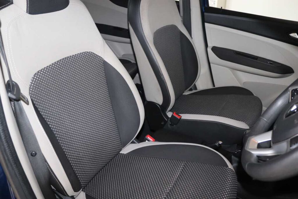 2021 RENAULT TRIBER 1.0 PRESTIGE / INTENS AMT