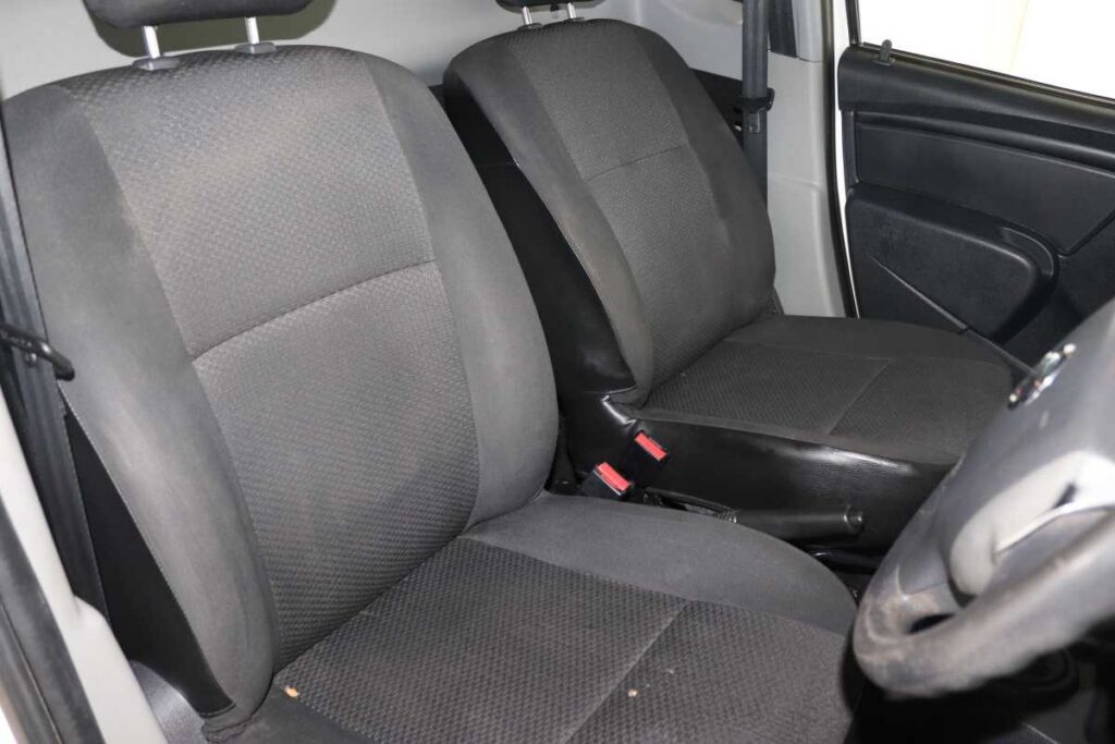 2023 NISSAN NP200 1.6  A/C SAFETY PACK P/U S/C