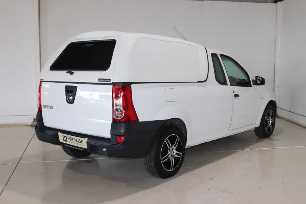 2023 NISSAN NP200 1.6  A/C SAFETY PACK P/U S/C