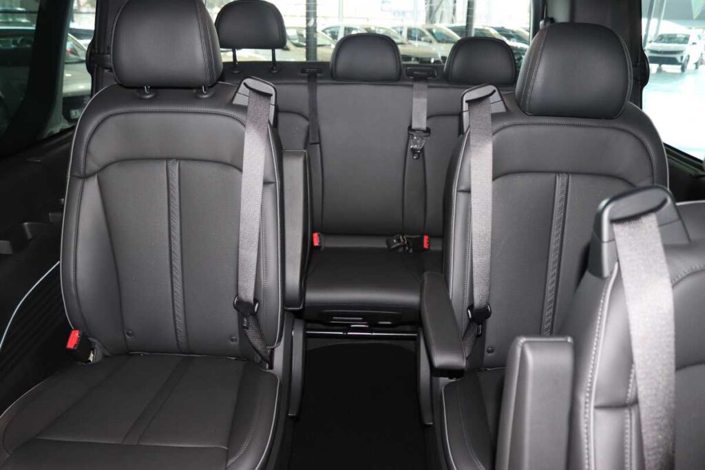 2026 HYUNDAI STARIA R2.2 LUXURY A/T (9 SEAT)