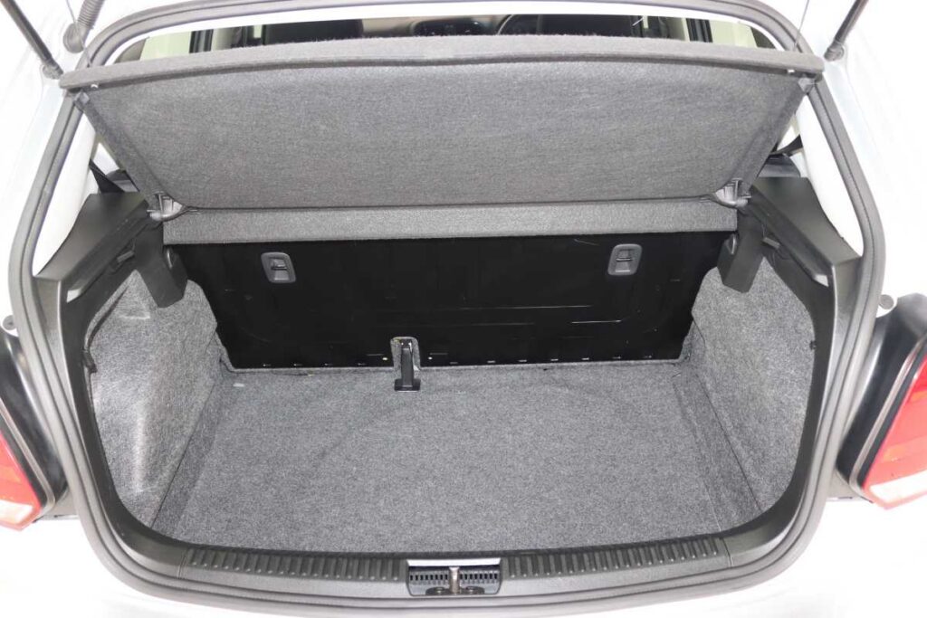 2025 VOLKSWAGEN POLO VIVO 1.4 COMFORTLINE (5DR)