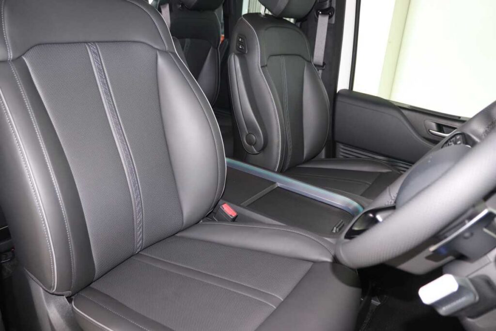 2026 HYUNDAI STARIA R2.2 LUXURY A/T (9 SEAT)