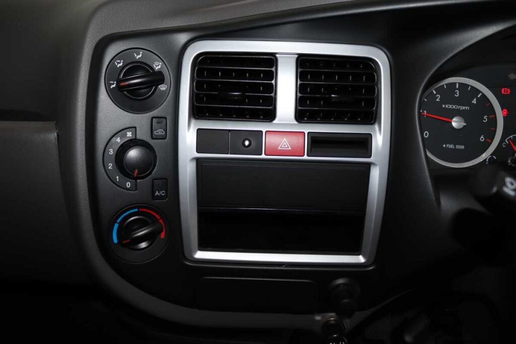 2026 HYUNDAI H100 2.6D A/C F/C D/S