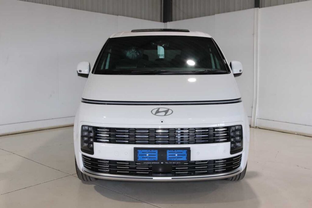 2026 HYUNDAI STARIA R2.2 LUXURY A/T (9 SEAT)