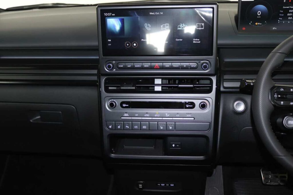 2026 HYUNDAI STARIA R2.2 LUXURY A/T (9 SEAT)