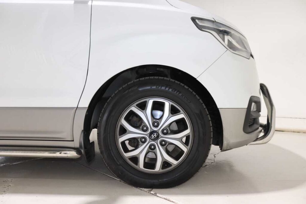 2018 HYUNDAI H-1 2.5 CRDI A/T/ 2.5 ELITE A/T