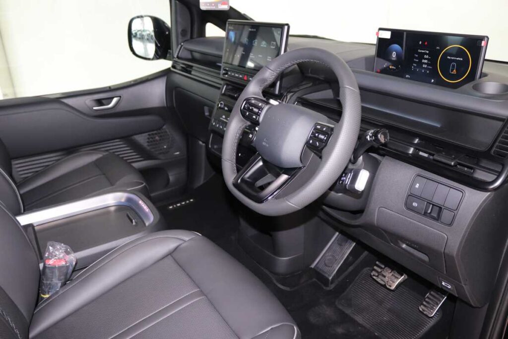 2026 HYUNDAI STARIA R2.2 LUXURY A/T (9 SEAT)