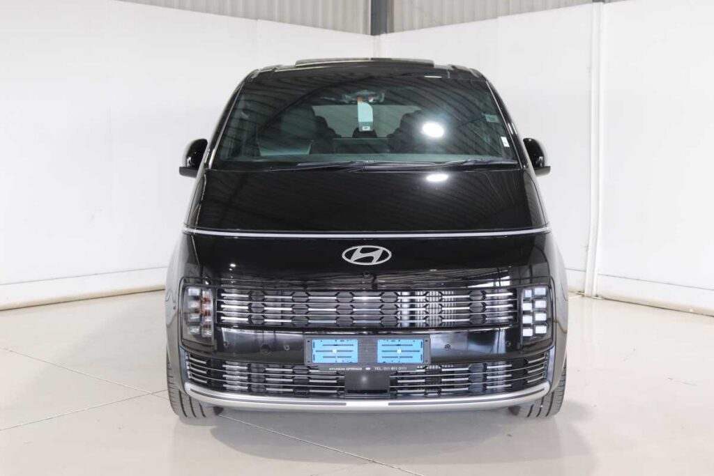 2026 HYUNDAI STARIA R2.2 LUXURY A/T (9 SEAT)