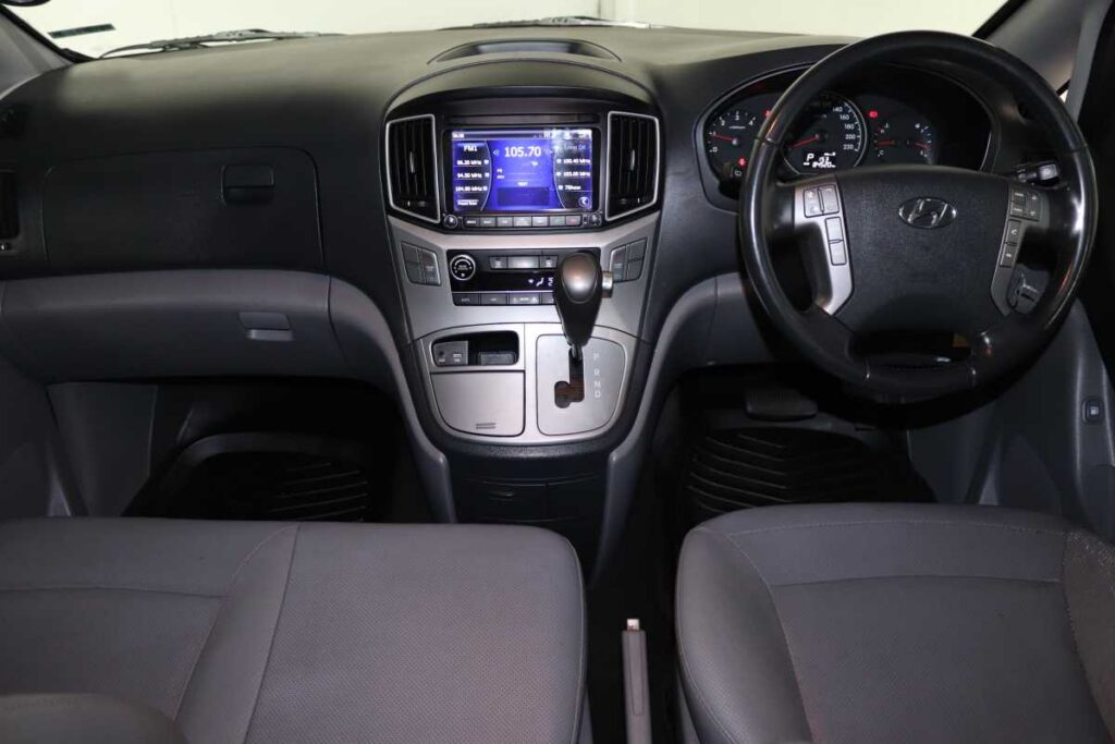 2018 HYUNDAI H-1 2.5 CRDI A/T/ 2.5 ELITE A/T